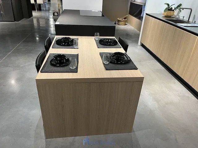 Keuken met kookeiland - afbeelding 26 van  28