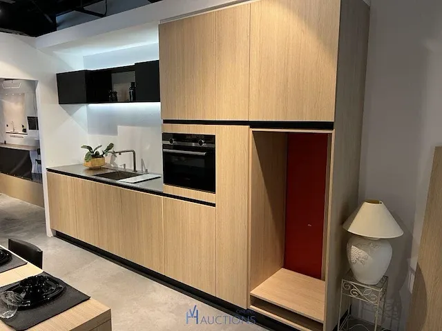 Keuken met kookeiland - afbeelding 27 van  28