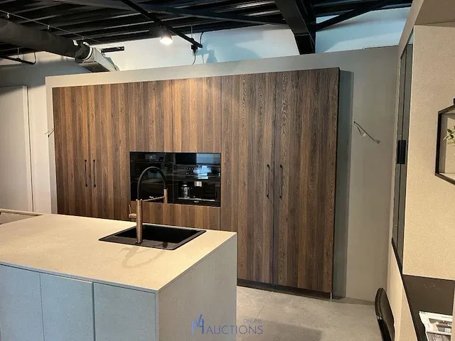 Keuken met kookeiland - afbeelding 24 van  27