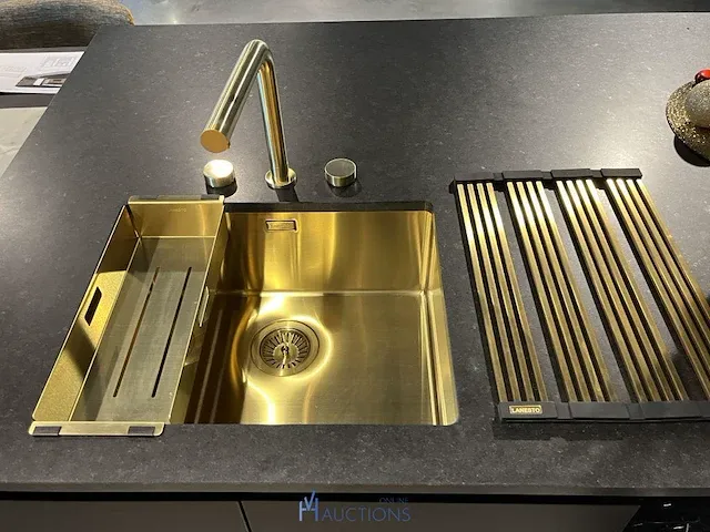 Keuken met kookeiland - afbeelding 2 van  30