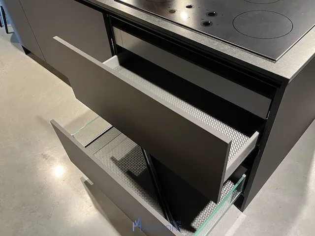 Keuken met kookeiland - afbeelding 28 van  30