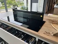 Keuken met kookeiland - afbeelding 2 van  20