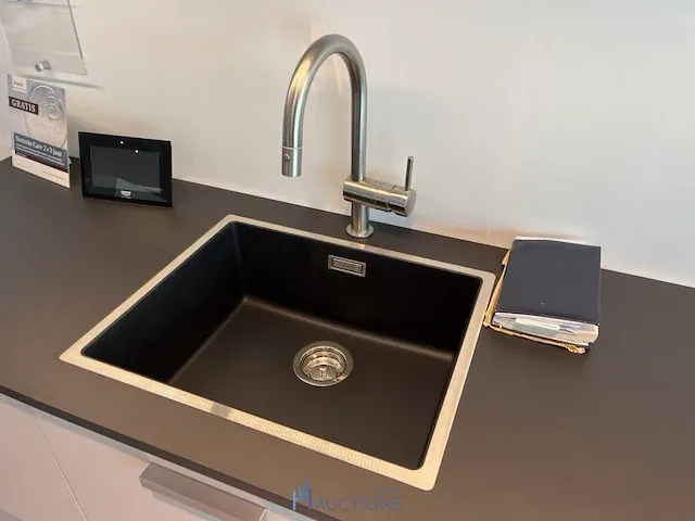 Keuken met kookeiland - afbeelding 4 van  12