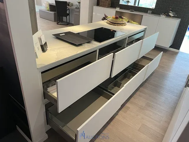Keuken met kookeiland - afbeelding 8 van  9