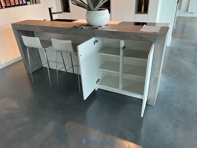 Keuken met kookeiland - afbeelding 5 van  11