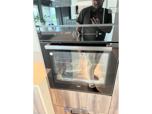 Keuken met kookeiland - afbeelding 3 van  16