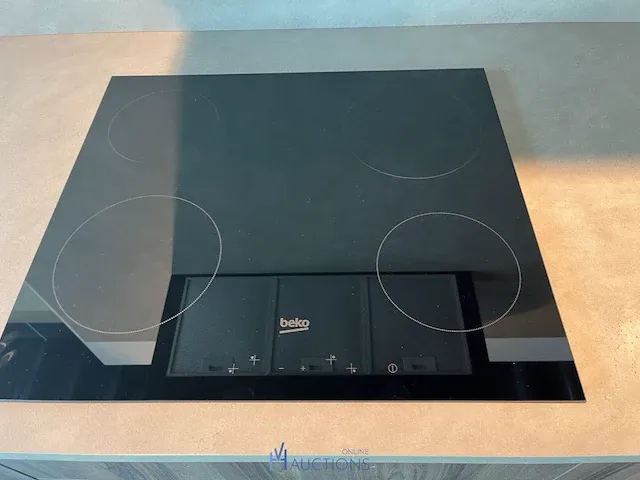 Keuken met kookeiland - afbeelding 8 van  16