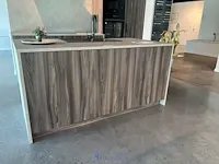 Keuken met kookeiland - afbeelding 9 van  16