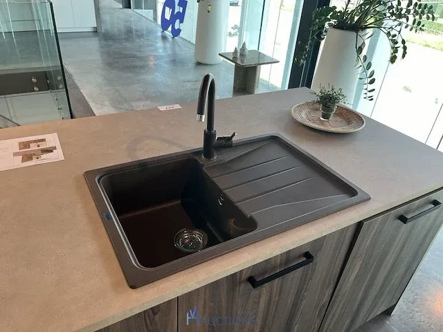 Keuken met kookeiland - afbeelding 11 van  16