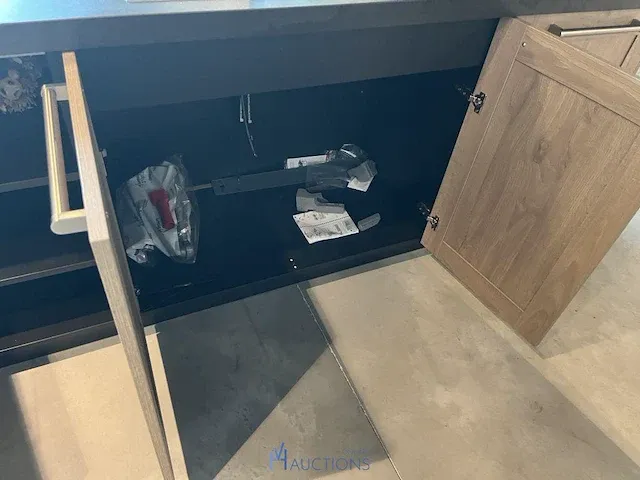 Keuken met zitgedeelte - afbeelding 2 van  37