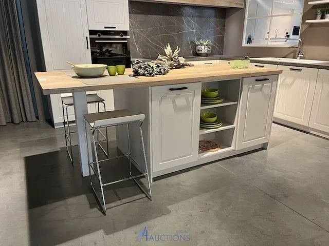 Keuken met zitgedeelte - afbeelding 12 van  28