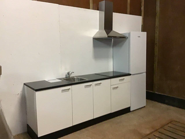 Keuken nieuw - afbeelding 1 van  1