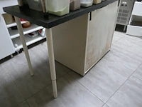Keukeninrichting formica kasten - afbeelding 3 van  5