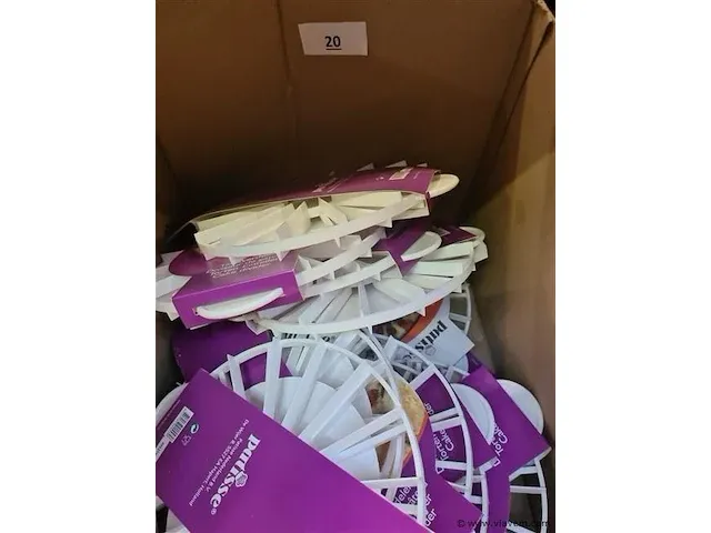 Keukenmateriaal - afbeelding 1 van  1
