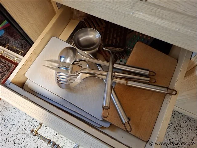 Keukenmateriaal - afbeelding 5 van  6