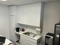 Keukenopstelling wand 250 cm + koelkast electrolux - afbeelding 1 van  10