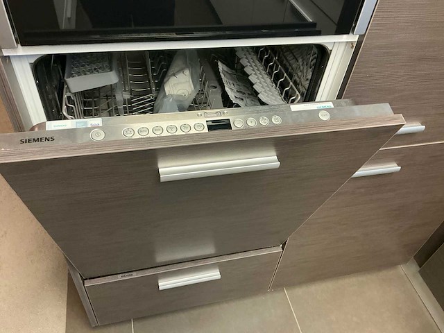 Keukenopstelling - afbeelding 10 van  11