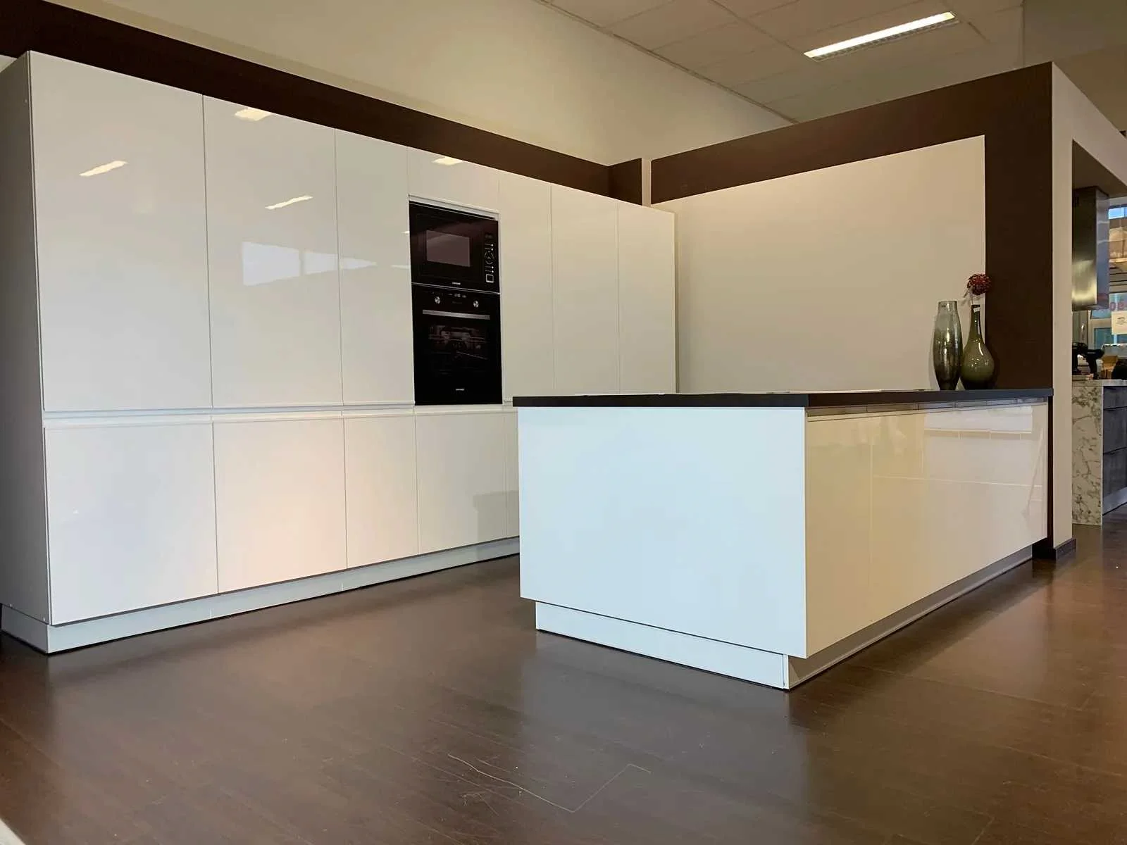 Keukens wegens overstock