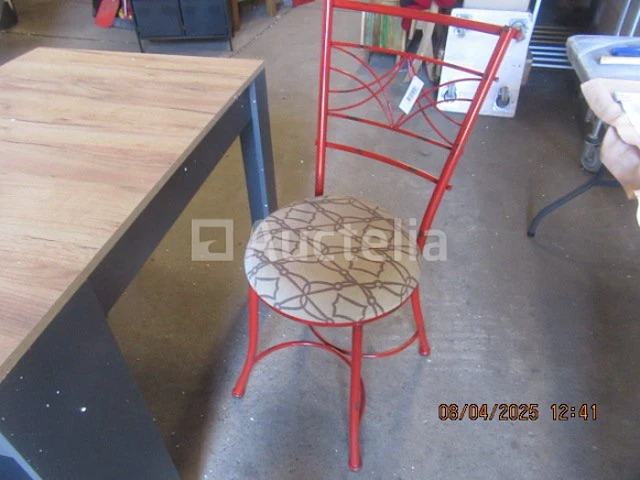 Keukentafel + 2 stoelen - afbeelding 5 van  5