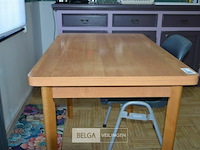 Keukentafel met stoel - afbeelding 2 van  3