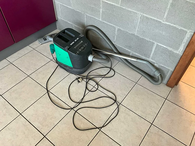 Keukentafel met stoelen - afbeelding 3 van  4