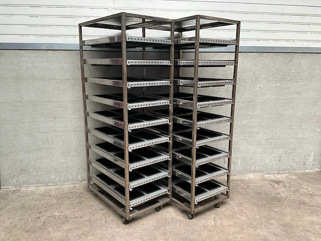 Keybake - regaalwagen inclusief bakvormen (2x) - afbeelding 1 van  5