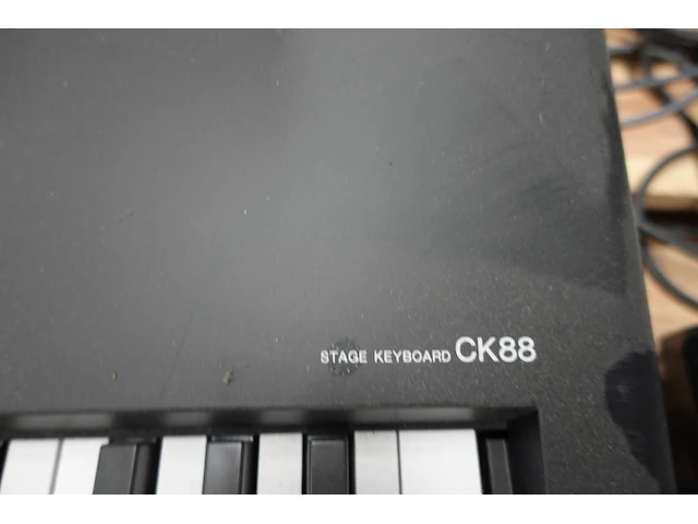 Keyboard yamaha - afbeelding 6 van  6