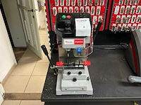 Keyline punto sleutelsnijmachine