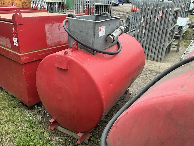 Keysers - brandstoftank - afbeelding 2 van  3