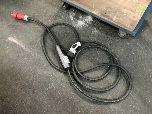 Khons 3p 32a laadkabel - afbeelding 1 van  5