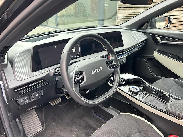 Kia - ev6 - awd gt-line 4x4 - 2022 - afbeelding 13 van  23