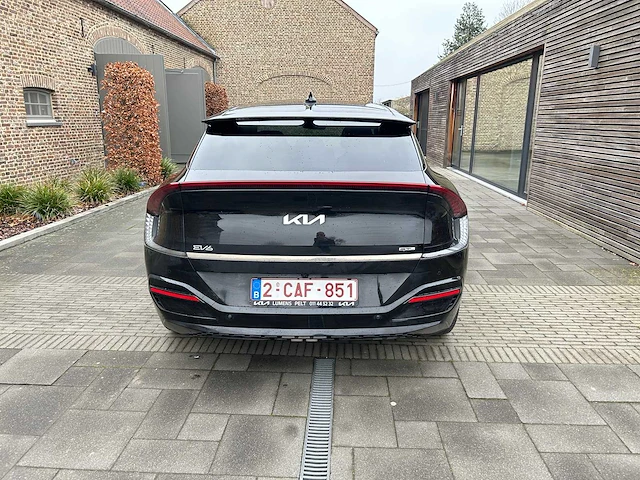 Kia - ev6 - awd gt-line 4x4 - 2022 - afbeelding 4 van  23