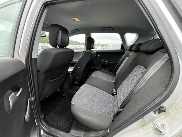 Kia ceed, 2009 - afbeelding 10 van  29