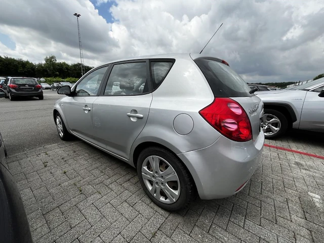 Kia ceed, 2009 - afbeelding 27 van  29