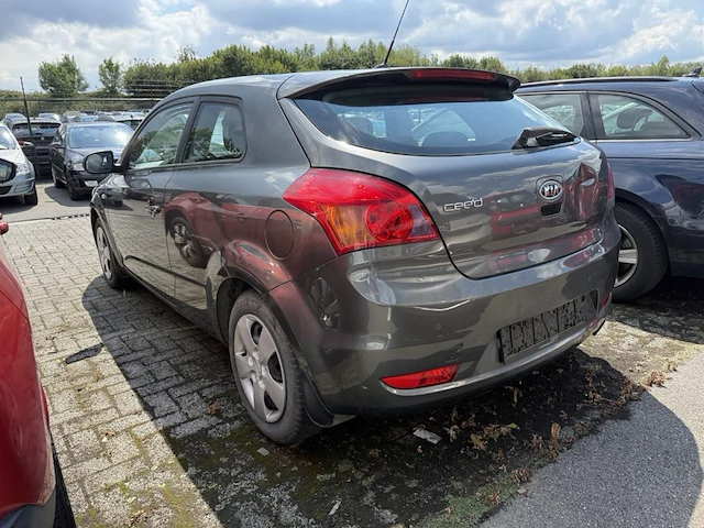 Kia ceed, 2012 - afbeelding 23 van  27