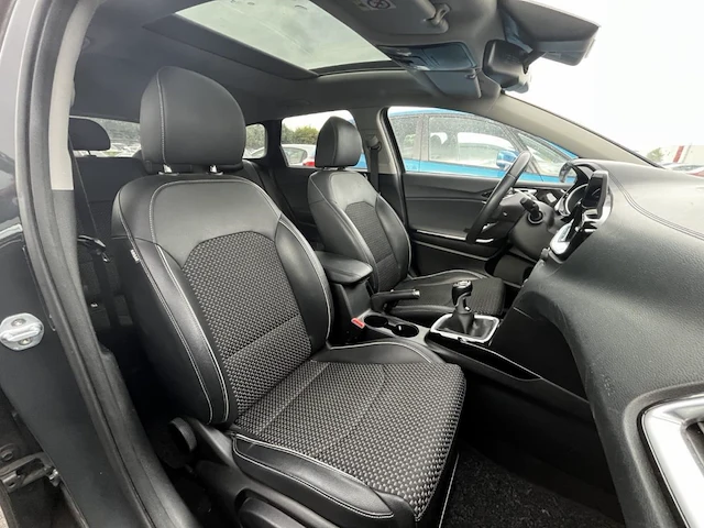 Kia ceed, 2019 - afbeelding 15 van  28