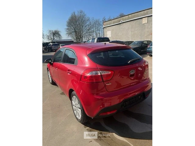 Kia new rio - afbeelding 8 van  11