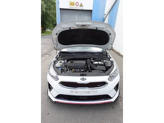 Kia proceed gt - afbeelding 9 van  23