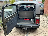 Kia retona personenauto - afbeelding 14 van  16