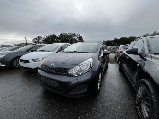 Kia rio hatchback rio 1.1 crdi easy,2014 - afbeelding 1 van  39