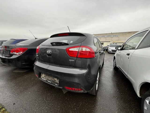 Kia rio hatchback rio 1.1 crdi easy,2014 - afbeelding 34 van  39