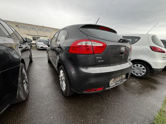 Kia rio hatchback rio 1.1 crdi easy,2014 - afbeelding 35 van  39