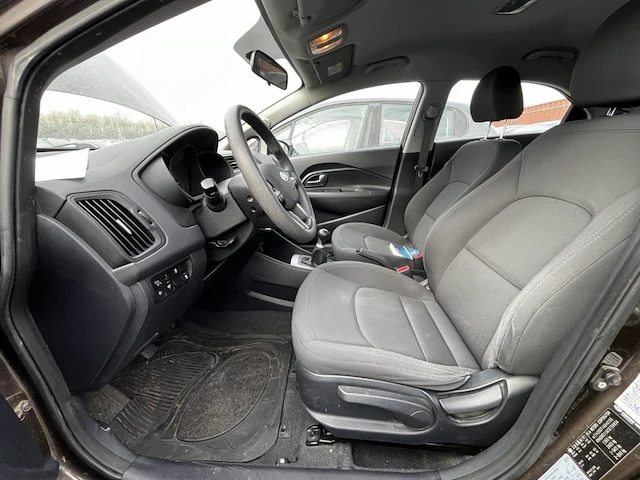 Kia rio hatchback rio 1.2i lounge 85, 2012 - afbeelding 7 van  28
