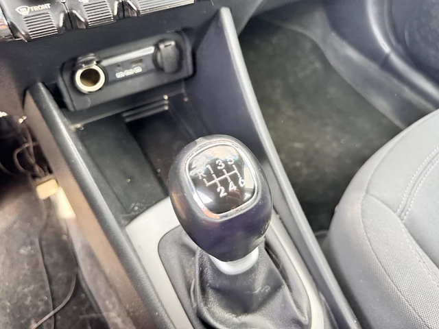 Kia rio hatchback rio 1.4 crdi lounge 90, 2011 - afbeelding 5 van  35