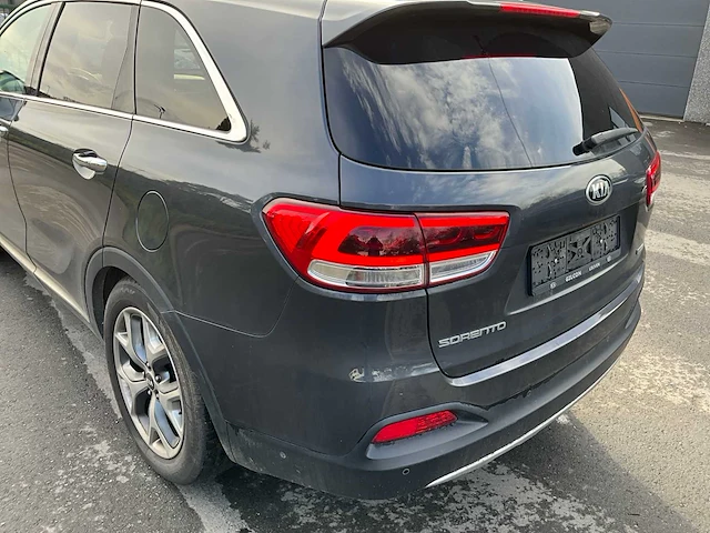Kia sorento personenauto - afbeelding 16 van  30