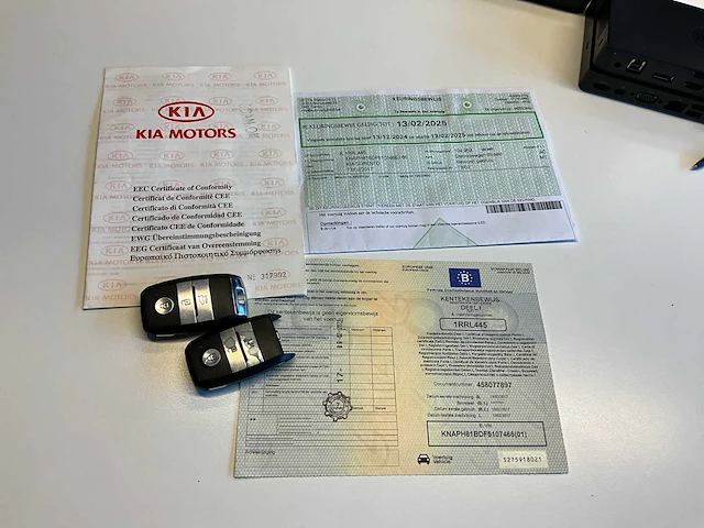 Kia sorento personenauto - afbeelding 19 van  30