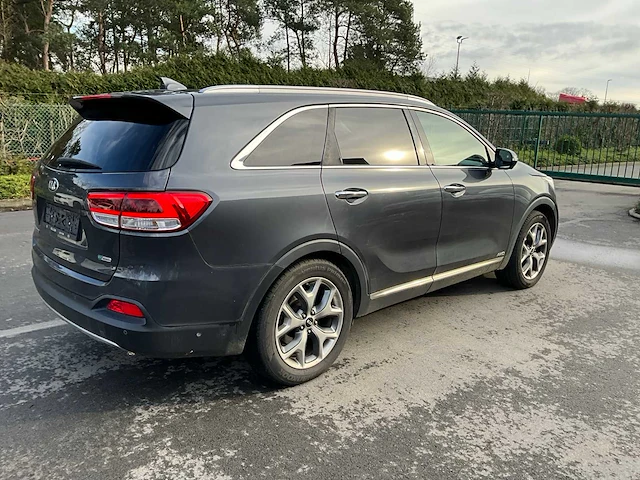 Kia sorento personenauto - afbeelding 26 van  30