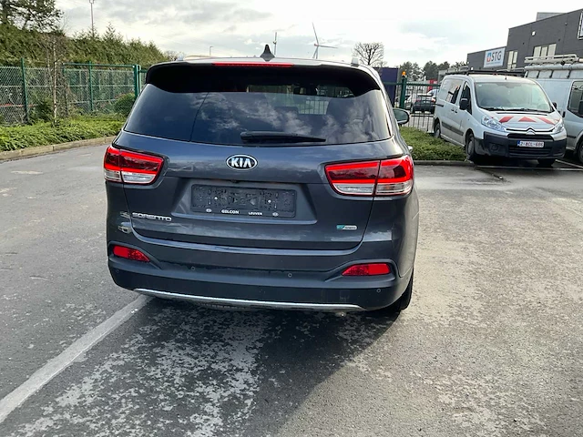 Kia sorento personenauto - afbeelding 27 van  30
