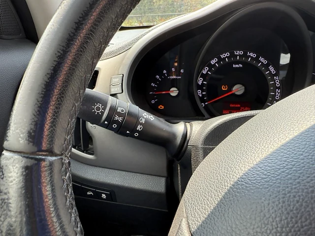Kia sportage 1.7 crdi 2wd access 115, 2014 - afbeelding 10 van  31
