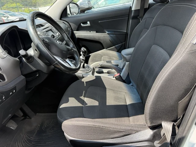 Kia sportage 1.7 crdi 2wd access 115, 2014 - afbeelding 29 van  31
